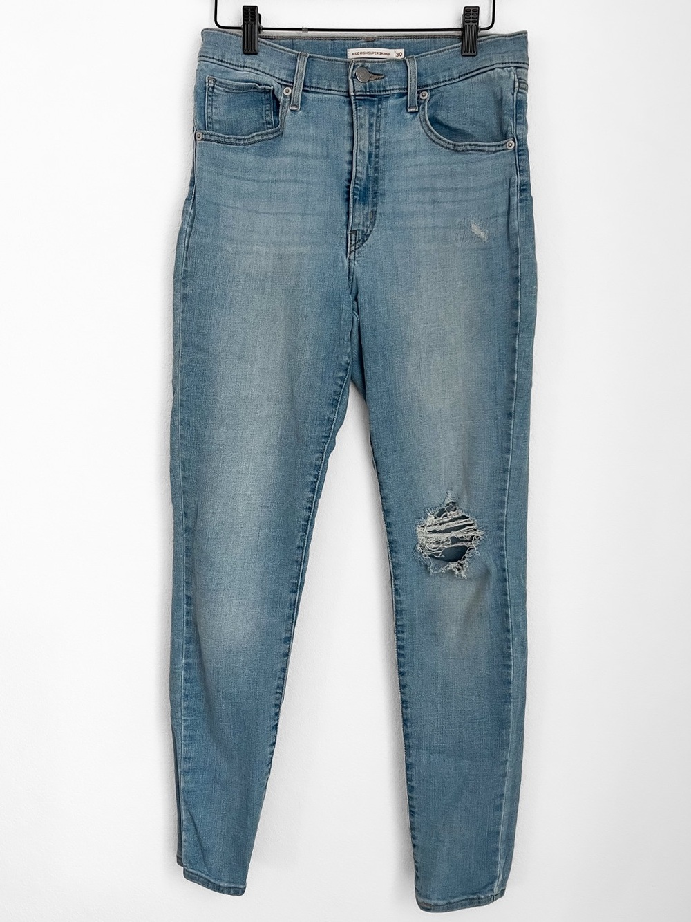 Levi’s Mile High Super Skinny Jeans Size 30 Light Wash Blue